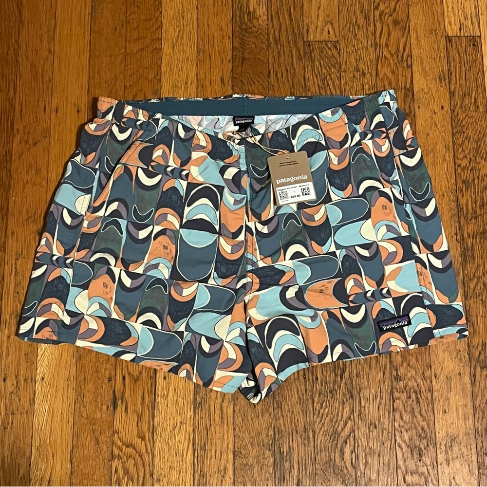 NWT Patagonia Baggies Women's Shorts - Blue and Orange Pattern